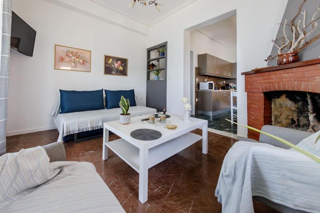 The Waves Apartment Monodhendrion Exterior photo
